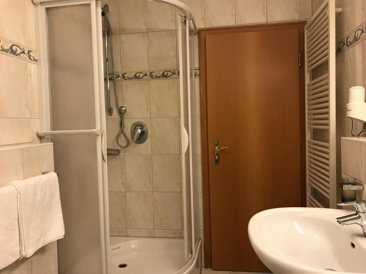 Hotel Zartenbach Hinterzarten Ngoại thất bức ảnh